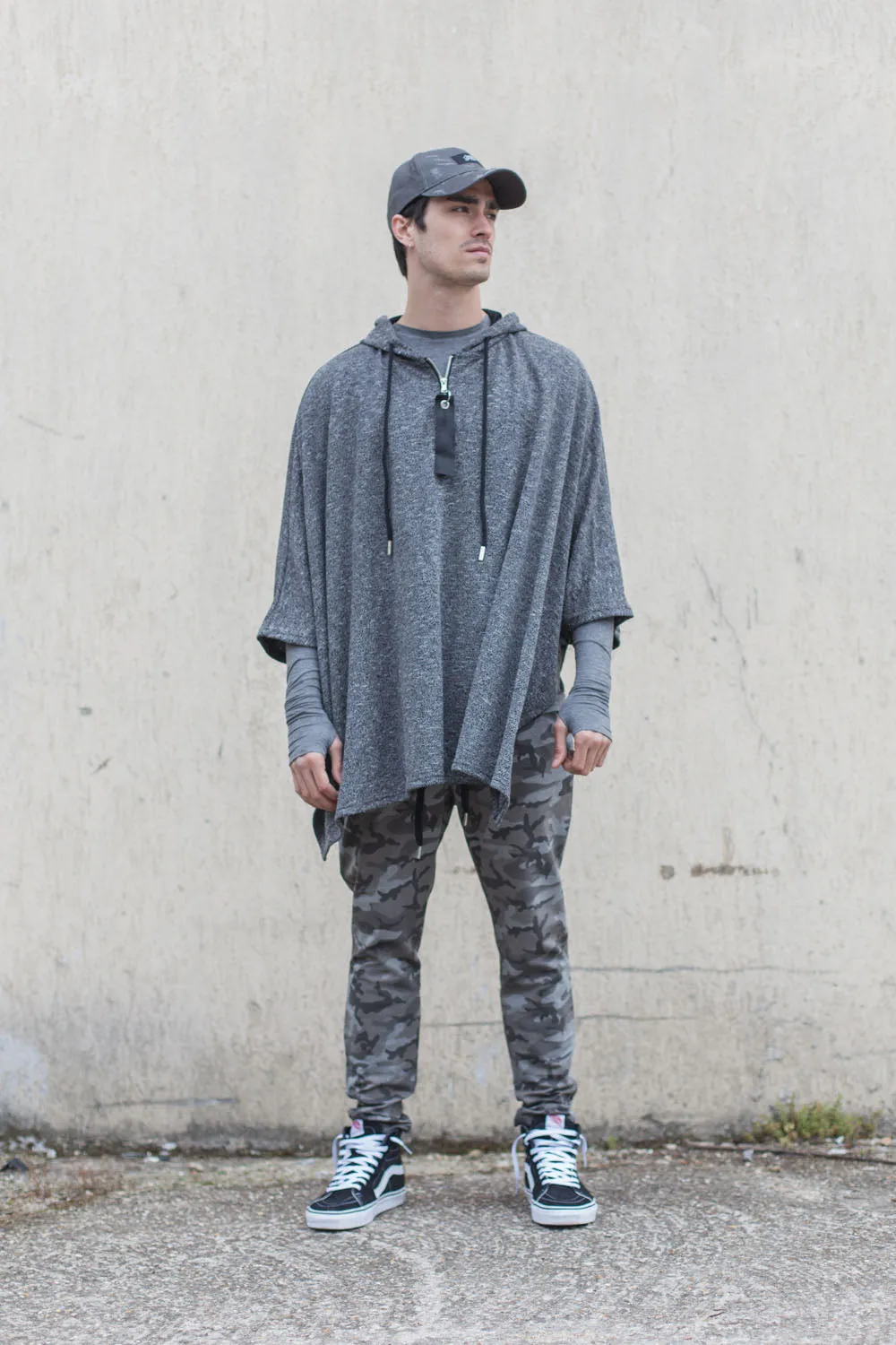 Poncho capuche large gris 1902C