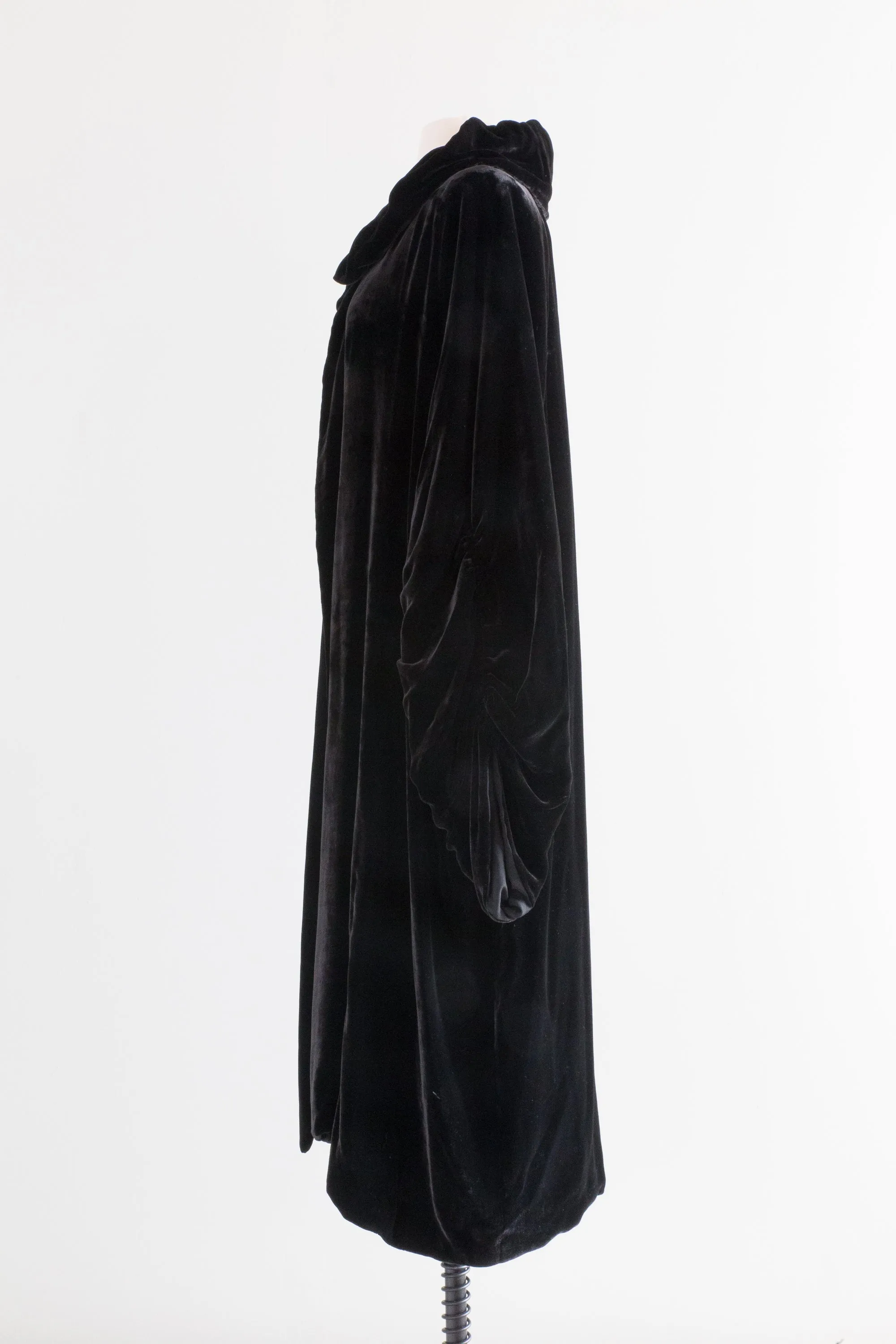 Sublime 1920's Black Silk Velvet Opera Coat With Massive Sleeves / OS