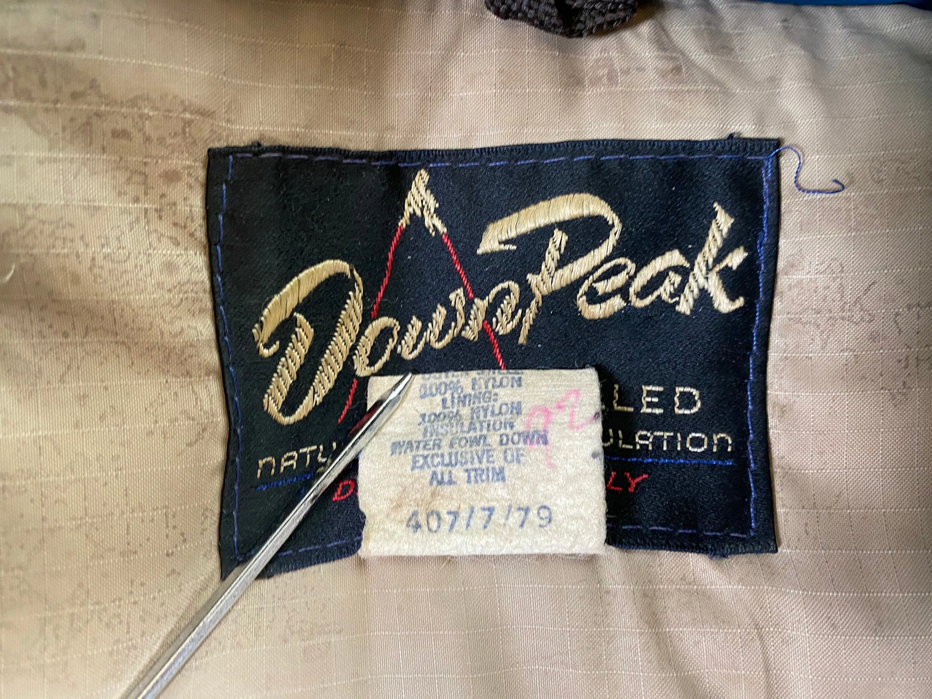 Vintage 1979 Down Peak Goose Down Blue Puffer Coat
