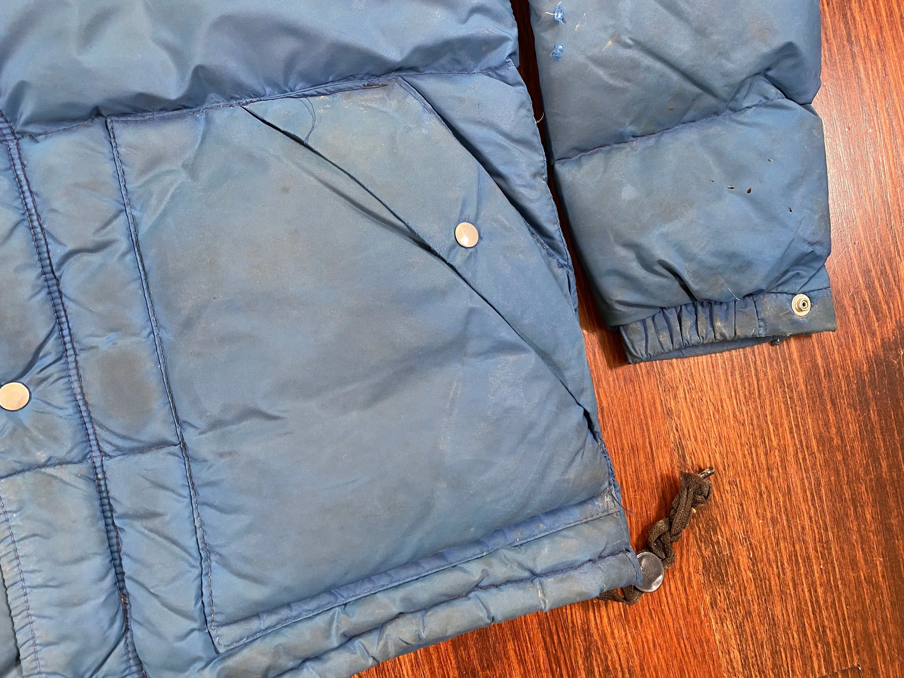 Vintage 1979 Down Peak Goose Down Blue Puffer Coat