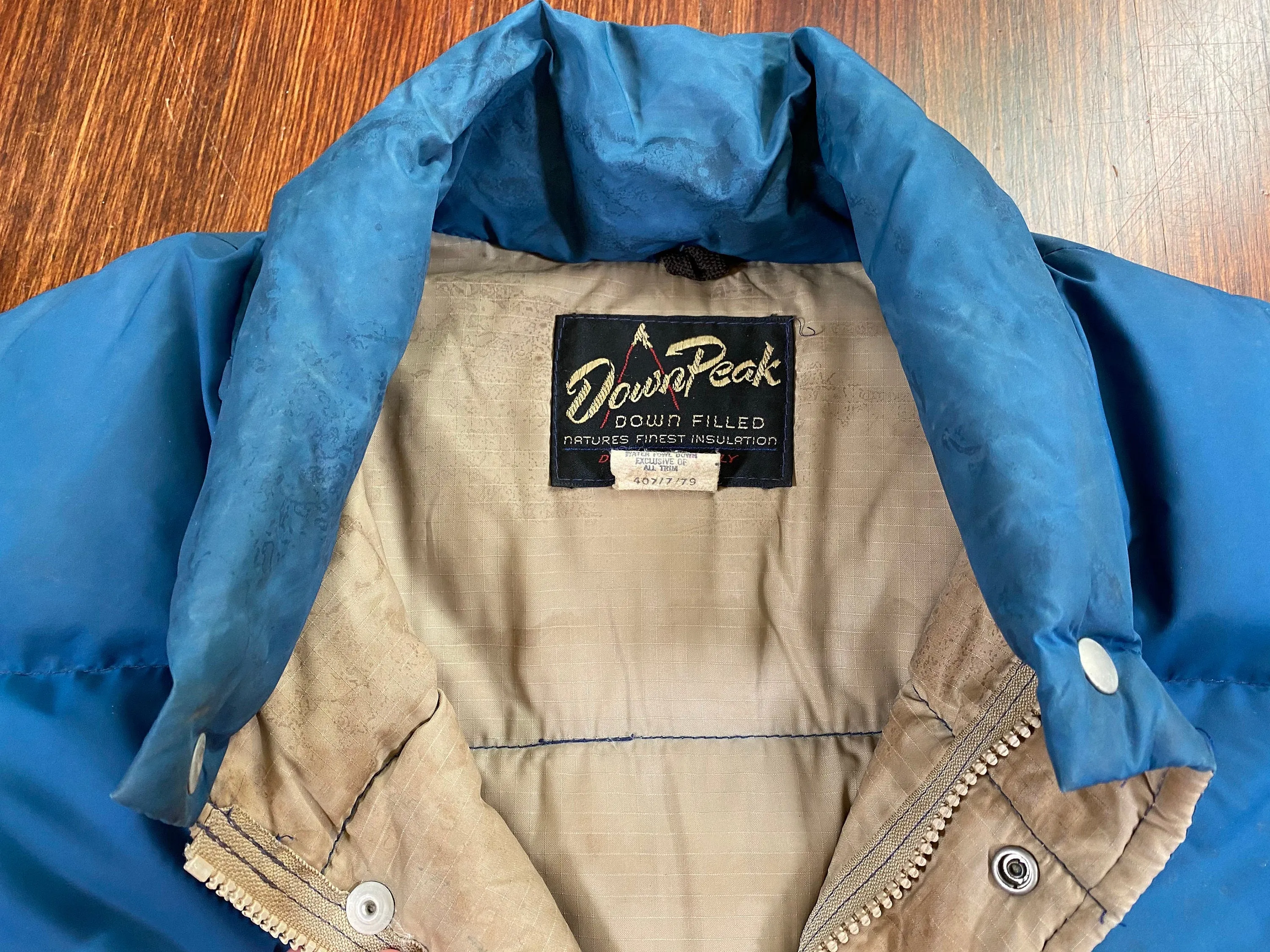 Vintage 1979 Down Peak Goose Down Blue Puffer Coat